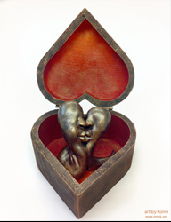 RONNI "love" sculpture by Emek's wife